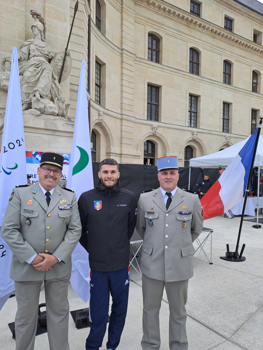 ADJ Chanteau, Florent Marais, ADJ Colomba