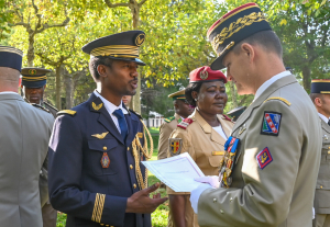 Visite du Général Gout à l&#039;EMD