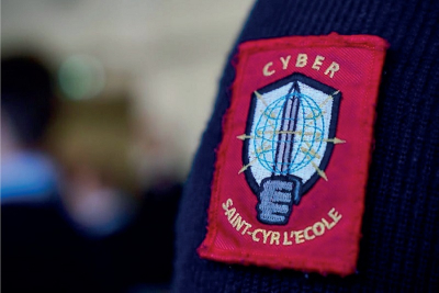 Au lycée militaire de Saint-Cyr l’Ecole, les élèves de 2e année de BTS CYBER sont prêts à servir