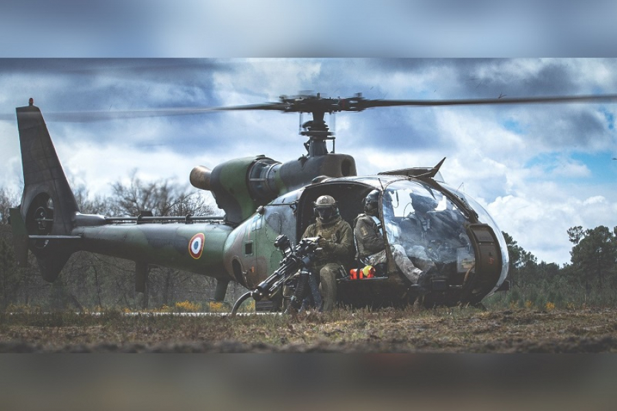 #ALaRencontre du lieutenant BRADLEY, pilote Gazelle au 4e régiment d’hélicoptères des forces spéciales (4e RHFS)